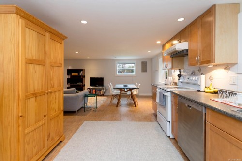 160 Joseph St, Victoria, BC 