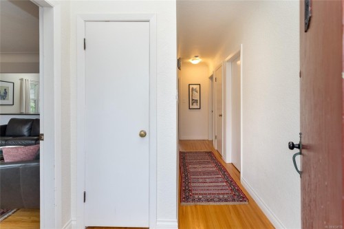 160 Joseph St, Victoria, BC 