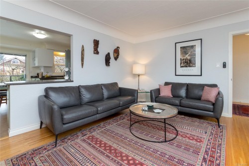 160 Joseph St, Victoria, BC 