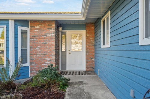 2617 Lancelot Pl, Central Saanich, BC 