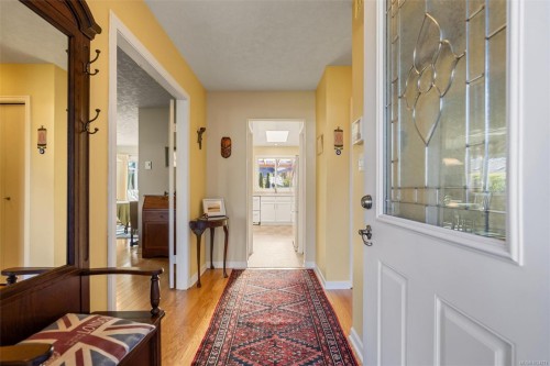 2617 Lancelot Pl, Central Saanich, BC 