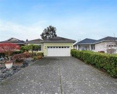 7952 Polo Park Cres  Central Saanich, BC V8M 2J4