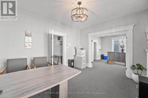 255 Kent Street W, Kawartha Lakes (Lindsay), ON - Indoor