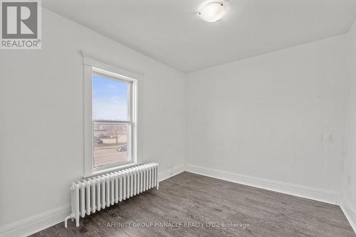 255 Kent Street W, Kawartha Lakes (Lindsay), ON - Indoor Photo Showing Other Room