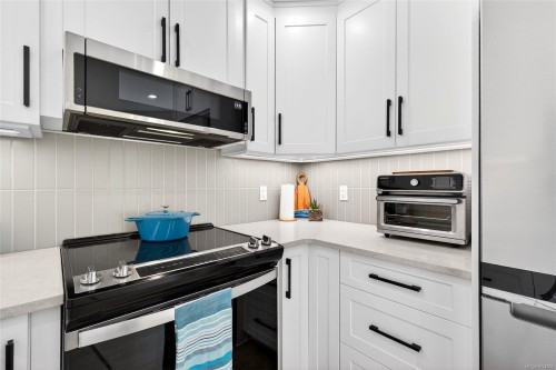 13-295 Lower Ganges Rd, Salt Spring, BC 