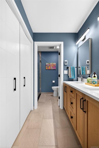 13-295 Lower Ganges Rd, Salt Spring, BC 