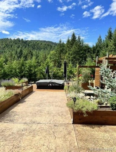 1680 Peligren Pl, Qualicum Beach, BC 