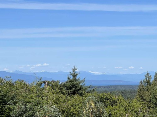 1680 Peligren Pl, Qualicum Beach, BC 