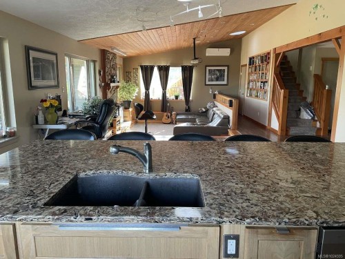 1680 Peligren Pl, Qualicum Beach, BC 