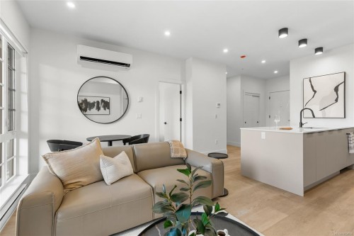 103-2341 Bear Mountain Pkwy, Langford, BC - Indoor