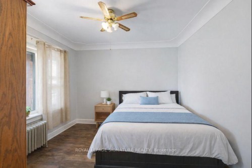 74 Kenilworth Avenue S, Hamilton, ON - Indoor Photo Showing Bedroom