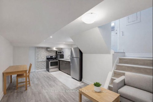 74 Kenilworth Avenue S, Hamilton, ON - Indoor