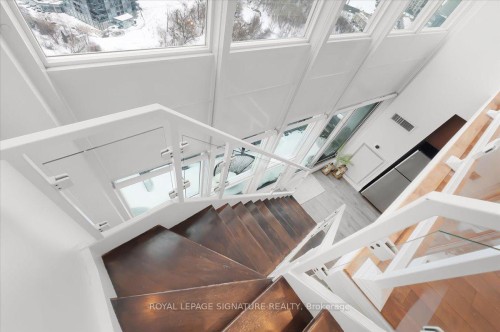 2903-155 Legion Road N, Toronto, ON - Indoor Photo Showing Other Room