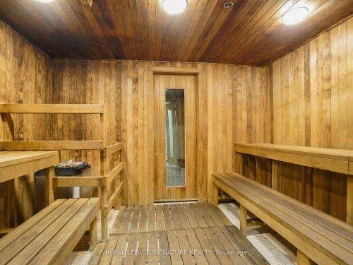 2903-155 Legion Road N, Toronto, ON - Indoor Photo Showing Other Room