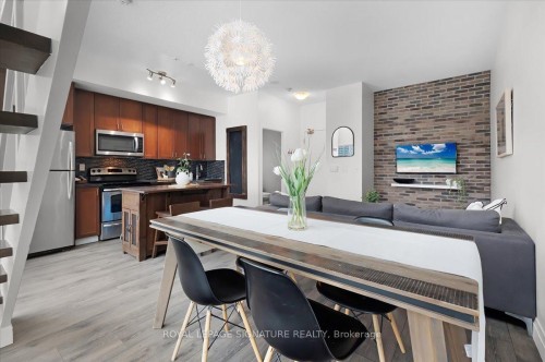 2903-155 Legion Road N, Toronto, ON - Indoor