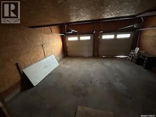 3418 Keohan Crescent, Regina, SK - Indoor Photo Showing Garage