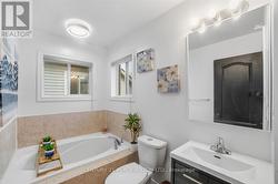 67 Kenilworth Cres - Washroom - 