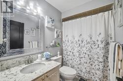 67 Kenilworth Cres - Washroom - 