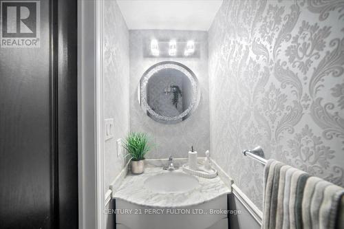 67 Kenilworth Cres - Powder Room - 67 Kenilworth Crescent, Whitby, ON - Indoor Photo Showing Bathroom