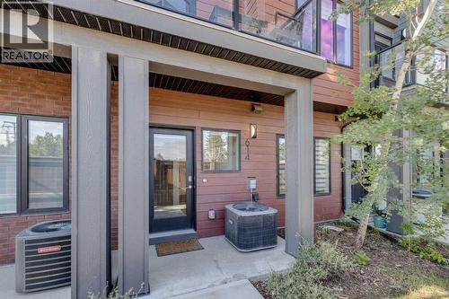 Welcome home - 614 Greenbriar Common Nw, Calgary, AB - Outdoor With Exterior