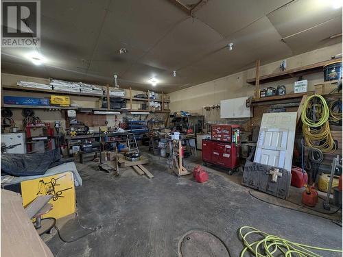 10281 Lee Road, Williams Lake, BC - Indoor Photo Showing Garage