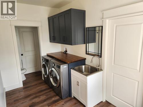 3480 S Chilco Road, Vanderhoof, BC - Indoor Photo Showing Laundry Room
