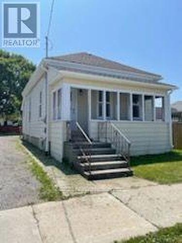 11 AMELIA STREET  St. Thomas, ON N5R 2X5