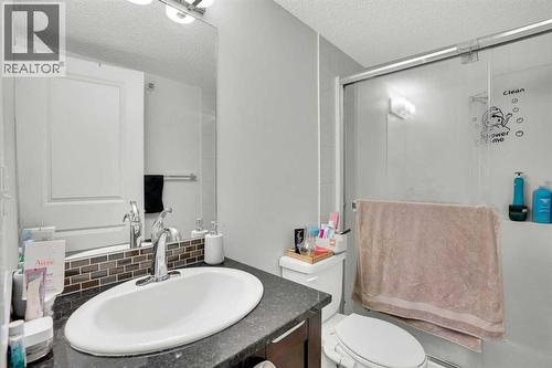 3 PCS ENSUITE - 411, 15 Saddlestone Way Ne, Calgary, AB - Indoor Photo Showing Bathroom
