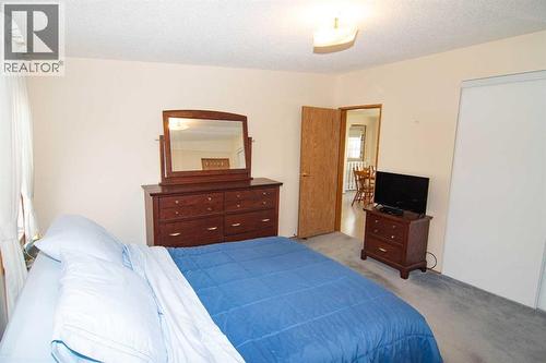 Master Bedroom - 5 Doubletree Way, Strathmore, AB 