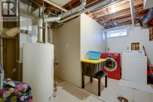 312 Pinegreen Close Ne, Calgary, AB - Indoor