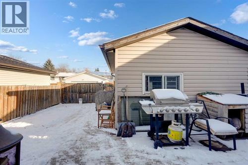 312 Pinegreen Close Ne, Calgary, AB - Outdoor With Deck Patio Veranda With Exterior