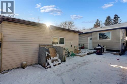 312 Pinegreen Close Ne, Calgary, AB - Outdoor With Exterior