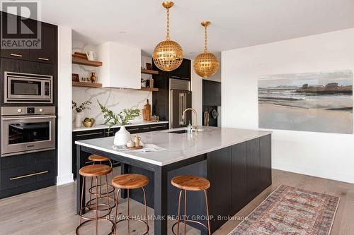 Images are to showcase builder finishes only. - 611 Persimmon Way, Ottawa, ON - Indoor Photo Showing Kitchen With Upgraded Kitchen