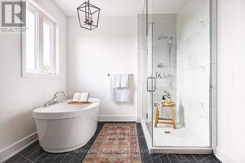 Images are to showcase builder finishes only. - 611 Persimmon Way, Ottawa, ON - Indoor Photo Showing Bathroom