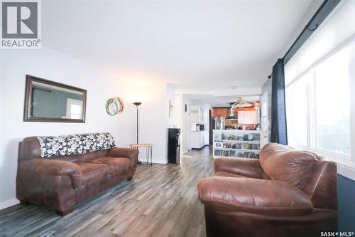 91 Collacott Drive, Yorkton, SK - Indoor Photo Showing Living Room