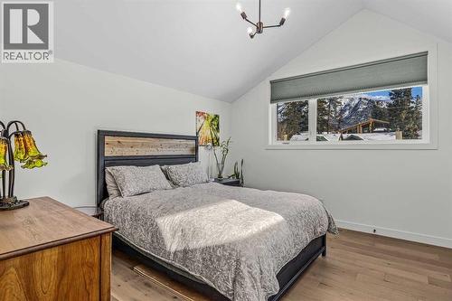 283C Three Sisters Drive, Canmore, AB - Indoor Photo Showing Bedroom