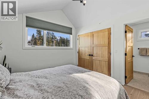 283C Three Sisters Drive, Canmore, AB - Indoor Photo Showing Bedroom