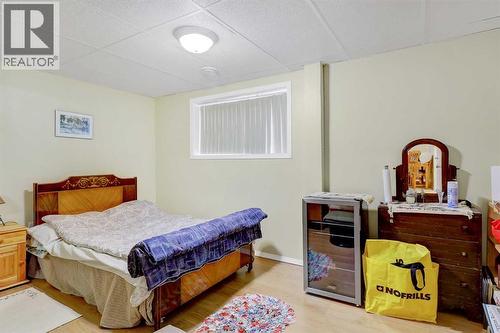 706 7 Street, Beaverlodge, AB - Indoor Photo Showing Bedroom