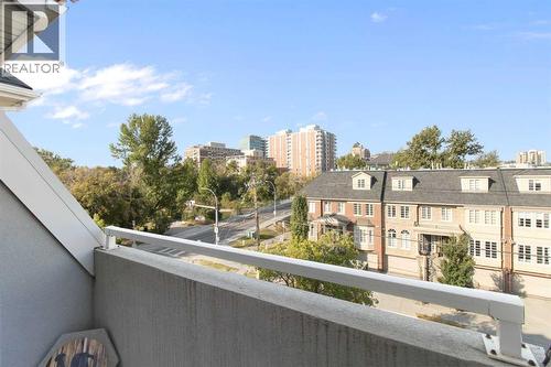 404, 2422 Erlton Street Sw, Calgary, AB - Outdoor With Balcony