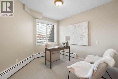 404, 2422 Erlton Street Sw, Calgary, AB - Indoor Photo Showing Office