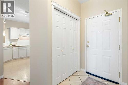 404, 2422 Erlton Street Sw, Calgary, AB - Indoor Photo Showing Other Room