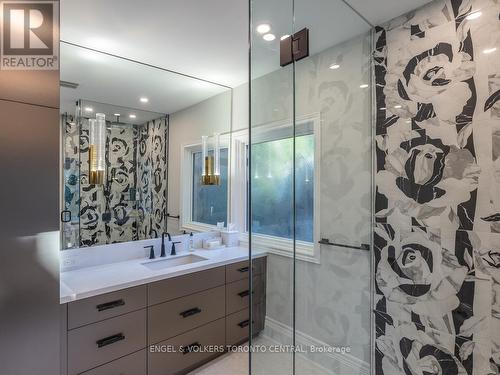 In-floor heat and designer decor - 1 Bryce Avenue, Toronto, ON - Indoor Photo Showing Bathroom