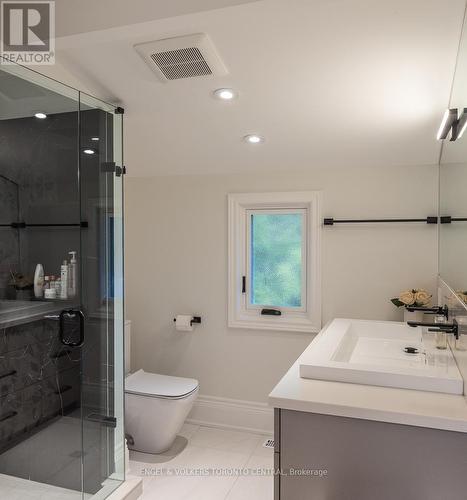 Four piece bathroom with in-floor heat - 1 Bryce Avenue, Toronto, ON - Indoor Photo Showing Bathroom