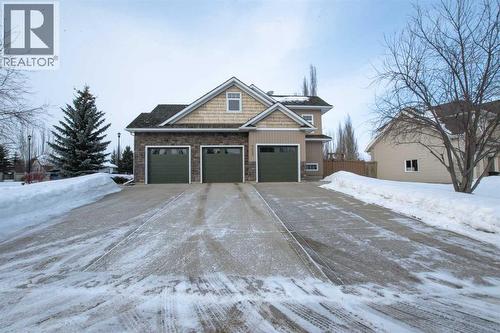 4622 93A Street, Wedgewood, AB - Outdoor With Facade