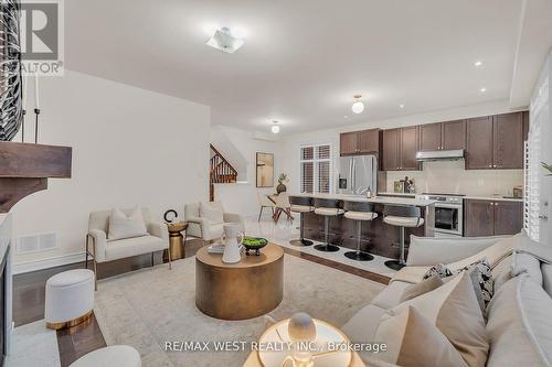 79 Algoma Drive, Vaughan, ON - Indoor