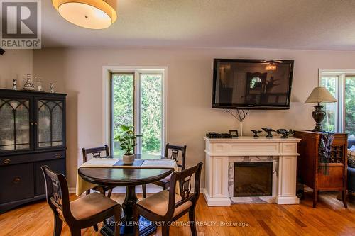 5144 25Th Siderd, Essa, ON - Indoor Photo Showing Dining Room