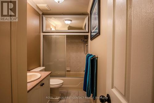 5144 25Th Siderd, Essa, ON - Indoor Photo Showing Bathroom