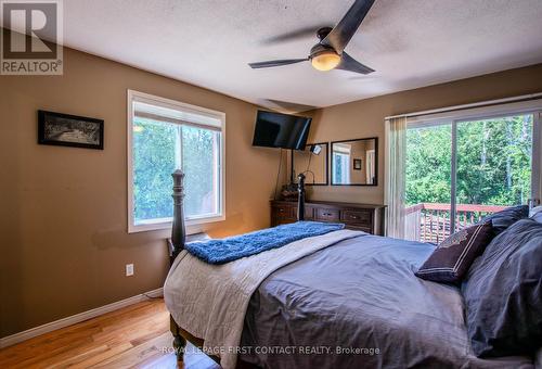 5144 25Th Siderd, Essa, ON - Indoor Photo Showing Bedroom