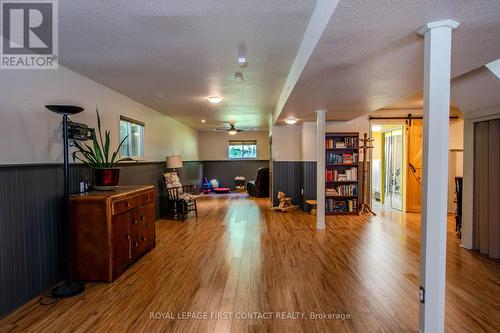 5144 25Th Siderd, Essa, ON - Indoor Photo Showing Other Room