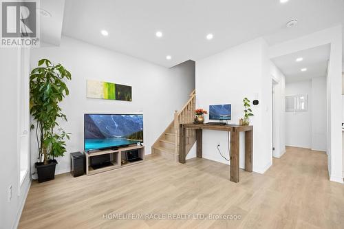 9470 The Gore Road, Brampton, ON - Indoor